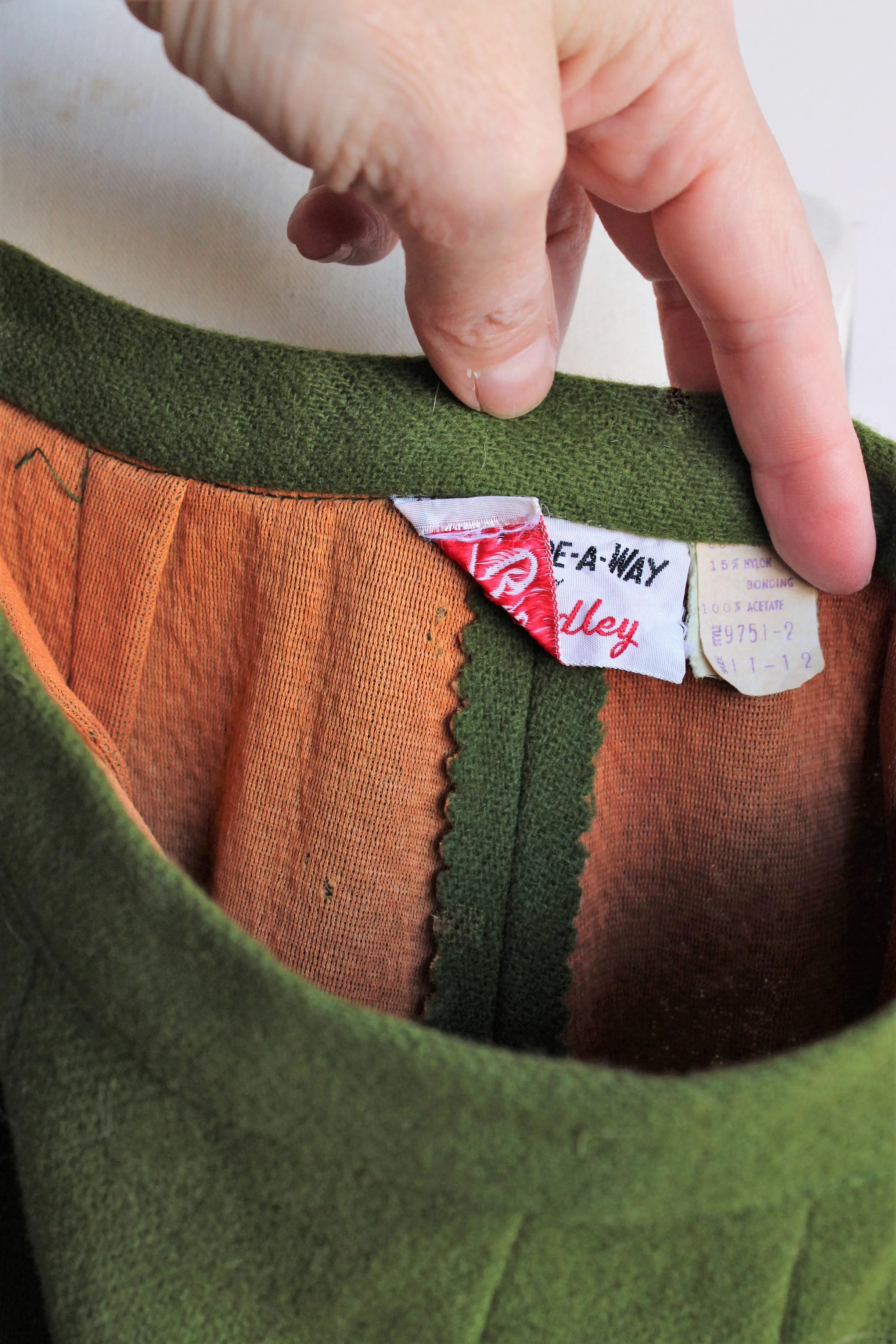 Vintage 1960s Green Wool Cigarette Pants